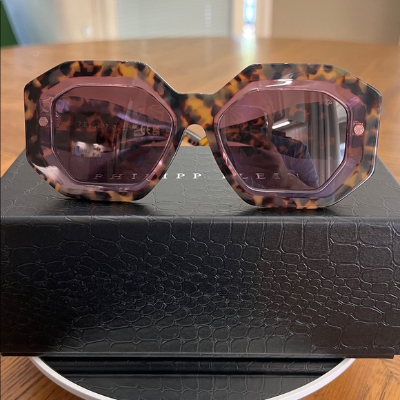 AUTHENTIC Philipp Plein Tortoiseshell Sunglasses with Gold Logo